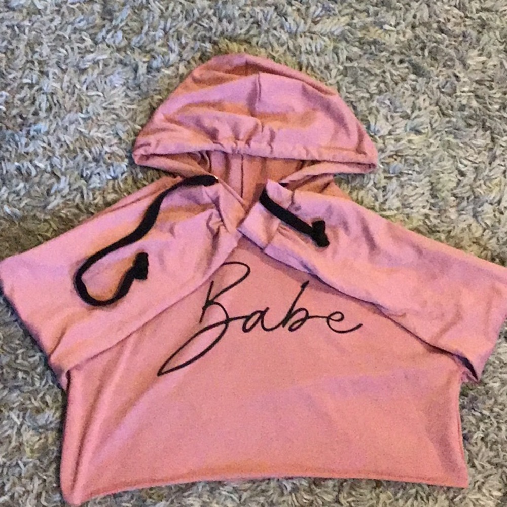 Cropped hoodie